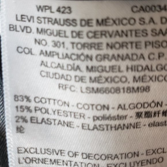 NWT  Signature Levi Curvy Straight Stretch Jeans Size 4 - Picture 8 of 10